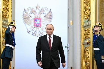 Путин официально вступил в должность президента России на шестилетний срок