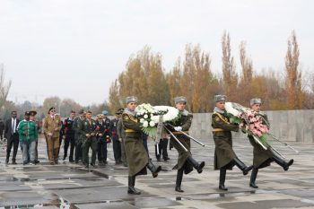 Руководство Международного совета военного спорта посетило мемориальный комплекс «Цицернакаберд»