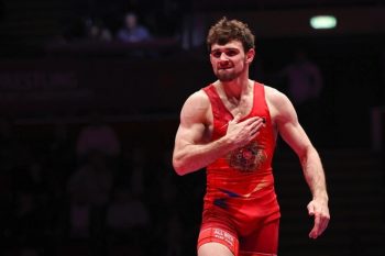 ЧЕ: Арсен Арутюнян уступил олимпийскому чемпиону и завоевал серебряную медаль