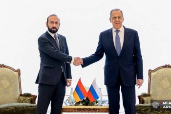 В МИД Армении стартовала встреча Арарата Мирзояна и Сергея Лаврова