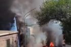 Пожар в центре Еревана, горят 4 машины, о пострадавших пока неизвестно