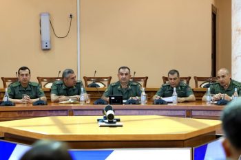 Глава Генштаба Армении провел переговоры с индийскими военными