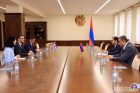 Папикян принял посла Великобритании