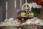 Армянская Апостольская церковь сегодня отмечает праздник Освящения винограда — Успение Святой Девы МарииАрмянская Апостольская церковь сегодня отмечает праздник Освящения винограда — Успение Святой Девы Марии
