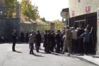 «Нас снова обманули, избегают встречи с нами. Мы отдали Минобороны не коробку, а ребёнка» — во время акции родителей пропавших без вести у Минобороны ситуация обострилась, одному из родителей стало плохо