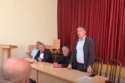 «Наше село не завод. Давайте сохраним природу». В Ернджатапе прошли общественные слушания по поводу строительства цементного производства — жители недовольны проектом