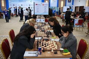 ЧЕ по шахматам: Женская команда Армении обыграла Венгрию