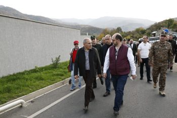 Никол Пашинян вместе с членами Общественного совета посетил село Киранц