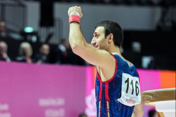 Армянский гимнаст Артур Давтян стал серебряным призером чемпионата мира в Джакарте