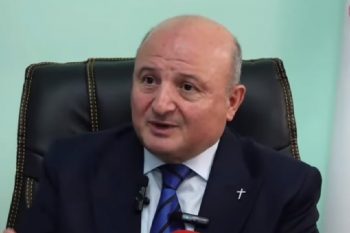 Архиепископа называют обвиняемым: ни меры, ни такта.  Мэр Гюмри.