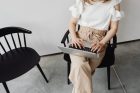 «Наши жены на неё смотрят и тоже хотят выйти, это для нас плохо. Вот ты идёшь на эти собрания, а  дети, а  окна…?» — В Лори женщины, стремящиеся к лидерству, сталкиваются с препятствиями