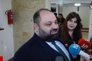 «Пшеница — это пшеница. Разве животное, которое её ест, потом нам ничего не дает», — заместитель министра экономики прокомментировал импорт пшеницы 4-го класса из Казахстана