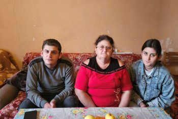 Новая жизнь в Гюмри Лианы Аванесовой, преодолевшей войны, блокаду и азербайджанский плен, полна препятствий и трудностей