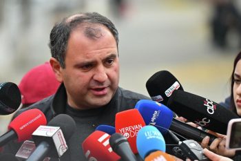 «Мы идём к абсолютной победе. Если мы не зафиксируем абсолютную победу, будем сотрудничать с оппозиционными силами», — Севак Хачатрян