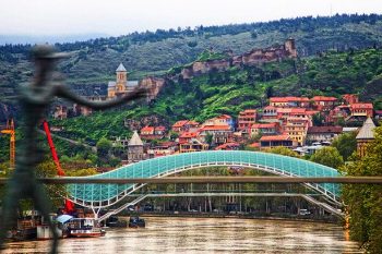 С 1 января въезжающие в Грузию туристы обязаны предъявлять медстраховку