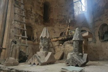 Акт вандализма в Нагорном Карабахе: разрушения зафиксированы в монастыре Ериц Манканц