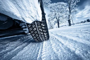 Призываем водителей ездить исключительно на зимних шинах