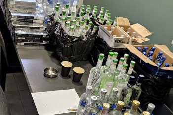 В Армении выявили случаи теневого оборота алкоголя и табачной продукции сомнительного производства