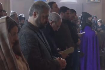 Пашинян присутствует на литургии в церкви Святого Тадеоса в городе Масисе