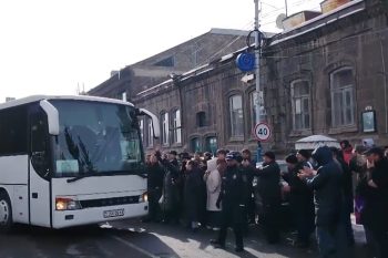 Сегодня ряды армии пополнит очередная группа призывников- гюмрийцев