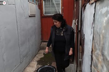 Сколько ещё поколений должно жить в домике-времянке, каков выход, и кто несёт ответственность?
