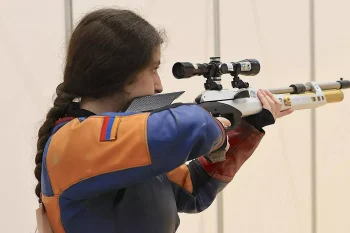 Спортсменка из Армении стала двукратной чемпионкой мира по стрельбе среди молодежи