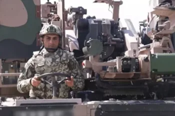 Тренировки военнослужащих с гаубицами «ТОРК», артиллерийскими установками «МИХР», системами отечественного производства «АТЛАНТ»