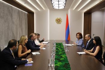 Секретарь Совбеза приветствовал размещение новой гражданской миссии ЕС в Армении