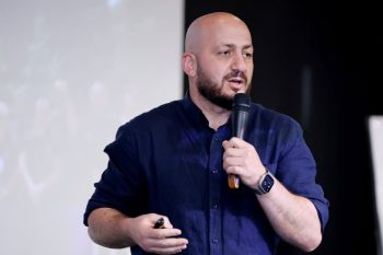 «И в России есть напряженность, российские предприниматели не хотят связывать свои надежды с армянскими компаниями», — Ваграм Миракян