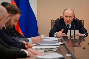 Путин назвал устойчивым состояние экономики РФ, несмотря на ситуацию с топливом