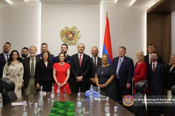 ԱԽ քարտուղարը Save Armenia-ի պատվիրակության հետ քննարկել է ՀՀ-ԱՄՆ հարաբերությունների օրակարգի հարցեր