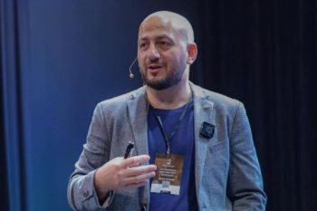 Աշխատաժամերի կրճատման մասին նախագիծը դիվերսիա է տնտեսության դեմ․Վահրամ Միրաքյան