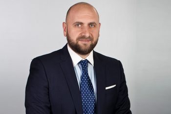 Եթե մարդիկ տրանսպորտի համար ամեն անգամ վճարեն 150 դրամ, փաթեթներ չգնեն, այսինքն՝ 50% թանկացում լինի, դա ընդհանուր սպառողական գների վրա 0,1% ազդեցություն կունենա․ԿԲ նախագահ