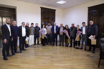 Շիրակի մարզպետն ընդունել է մեդալակիր ծանրորդներին