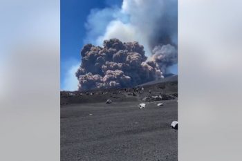 Իտալիայի Էթնա հրաբուխը ժայթքել է