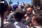 Վեհարանի մուտքի մոտ լարված իրավիճակ ստեղծվեց