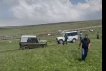 «Կռիվ կինոյի» հերոսները՝ ոչխարների ենթադրյալ գողեր հայր ու որդին ձերբկալված են սպանության փորձի կասկածանքով