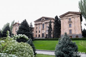 Նոր նախագիծ ԱԺ-ում՝ «Բռնության ճանապարհով պետական իշխանությանը տիրանալու անթույլատրելիության և ժողովրդավարության պաշտպանության» մասին