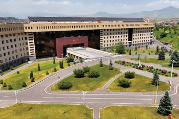 Զինծառայողը մարմնական վնասվածք է ստացել զենքի օգտագործման կանոնների խախտման հետևանքով. ՀՀ ՊՆ