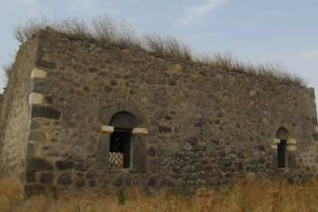 Ադրբեջանցիները օկուպացված Արցախում շարունակում են ոչնչացնել հայկական կառույցներ