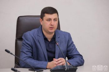 Խուզարկություններ` Արցախի ներկայացուցչությունում լսումներից մեկ օր անց. Աբրահամյան