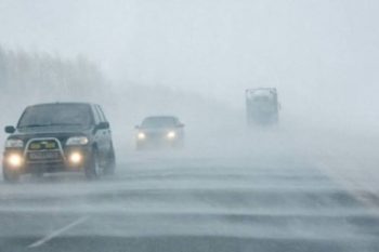 «Հորդորում ենք վարել դանդաղ, դիմացի մեքենայից պահպանել սովորականից ավելի մեծ տարածություն». Զգուշացում Արարատյան դաշտի հարակից ճանապարհներով երթևեկողներին