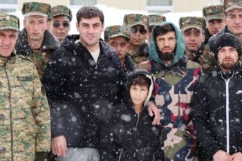 Արման Ծառուկյանն ու Արսեն Հարությունյանը այցելել են զորամաս