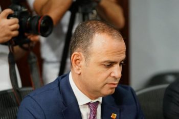 Իրանից ուրբաթ օրվանից տեղեկություններ չունենք, չենք կարողանում կապվել մեր հայրենակիցների հետ․ Զարեհ Սինանյան