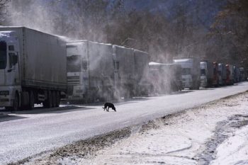 Վրաց-հայկական սահման տանող ճանապարհին ծանր բեռնատարների երթևեկությունն արգելված է