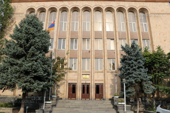 Քաղհասարակության ներկայացուցիչները կասկածի տակ են դնում ՍԴ նորընտիր դատավոր Վլադիմիր Վարդանյանի անկախությունն ու անաչառությունը