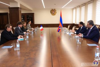 Պապիկյանն ու Դըկոտինյին քննարկել են ՀՀ-Ֆրանսիա համագործակցությանն առնչվող հարցեր