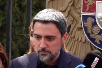 «Իրենց թվում է, որ եթե դաշինքի մեջ չօգտագործեն Սամվել Կարապետյան անունը,  դրանից ինչ-որ բան է փոխվելու»․Վարդևանյանը ՔՊ-ի ներկայացրած նախագծի մասին