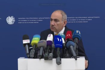 Փաշինյանը մեղադրեց Գյումրու իշխանություններին՝ փոխանակ կառավարության   տված ֆինանսավորումը ճիշտ նպատակների համար օգտագործեն, եսիմ ինչի համար են օգտագործել, ինչո՞ւ սուբվենցիոն ծրագրերից չեն օգտվում