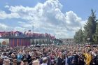 Քարոզարշավի օրը․ Վանաձորում «դիվան քշեցին», Գյումրիում՝ աղոթեցին, Բերդավանում թեթև վիճեցին